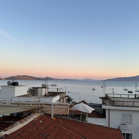 City Center Apartment Saranda Екстериор снимка