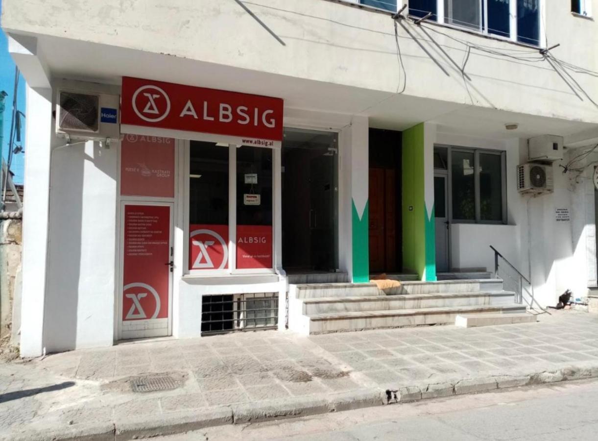 City Center Apartment Saranda Екстериор снимка